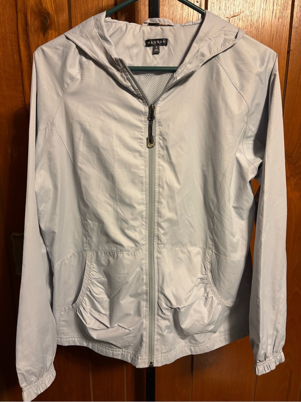 Hannah Women's Lightweight Hooded Jacket in Light Gray